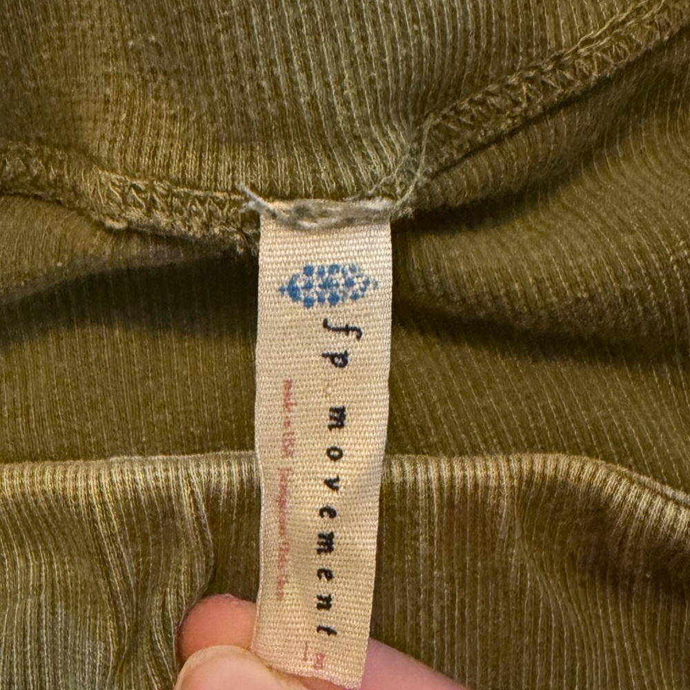 Free People Movement olive green ribbed cropped pants